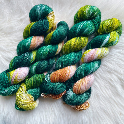 Merino Single Sock - Pink Goes Good With Green